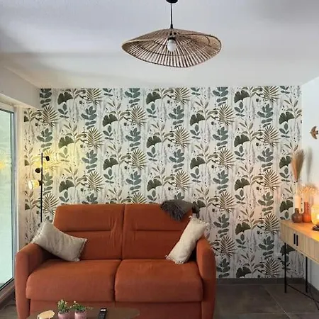 Avec Piscine