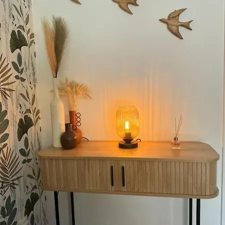 Avec Piscine Apartment