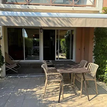 Avec Piscine * Uzès